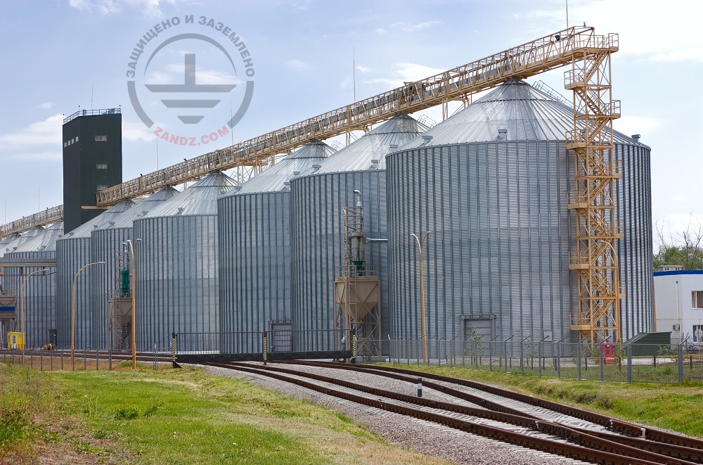 Lightning Protection of a Silo-Type Grain Depot